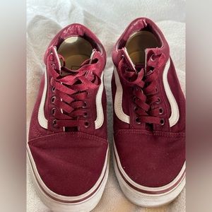 Burgundy Old Skool Vans W11/M9.5